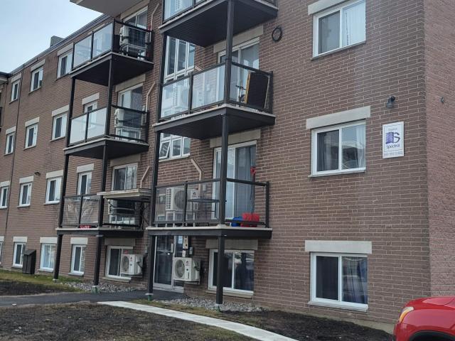Appartement à Louer Avenue du Fleuve Québec, Beauport Québec 8 photos | Logis Québec