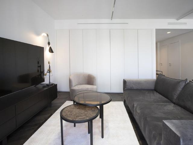 Appartement à louer avenue Montaigne, Paris 8ème