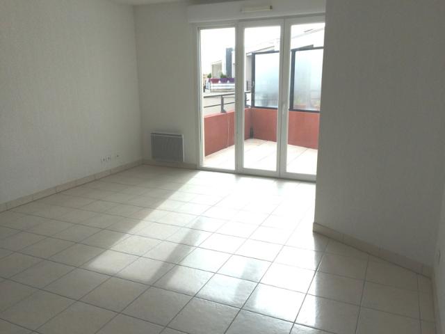 Appartement à louer avec balcon à Cagnes Sur Mer