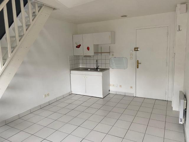 Appartement à louer à Condé en Normandie 14110
