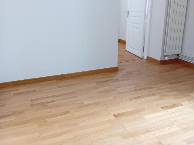 Appartement à louer à Caen, Normandie, €