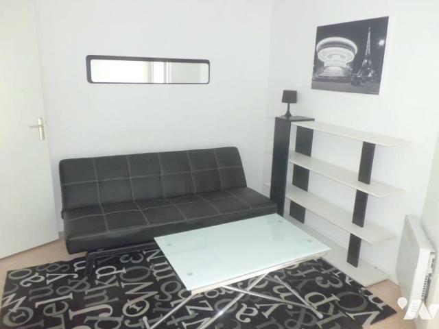 Appartement à louer à Caen, Normandie, €