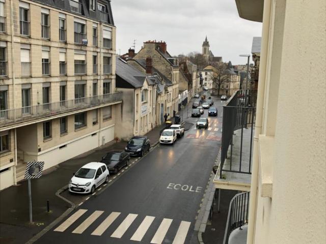 Appartement à louer à Caen, Normandie, €