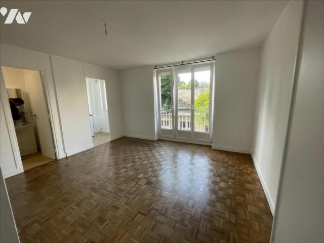 Appartement à louer à Caen, Normandie, €