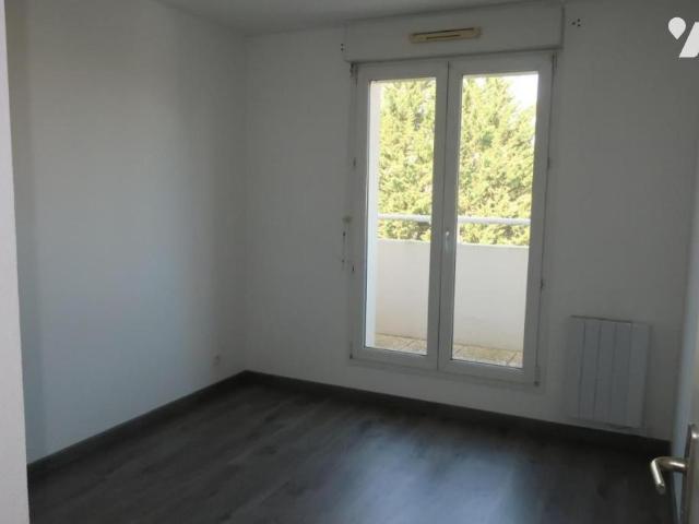 Appartement à louer à Caen, Normandie, €