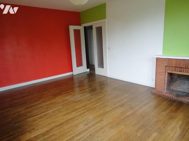 Appartement à louer à Caen, Normandie, €