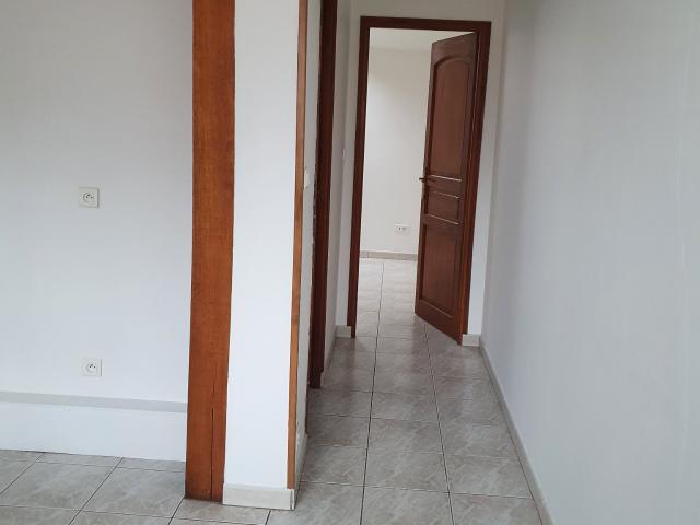 Appartement à louer à Campeaux, Hauts de France, €
