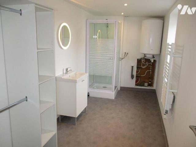 Appartement à louer à Carnin, Hauts de France, €