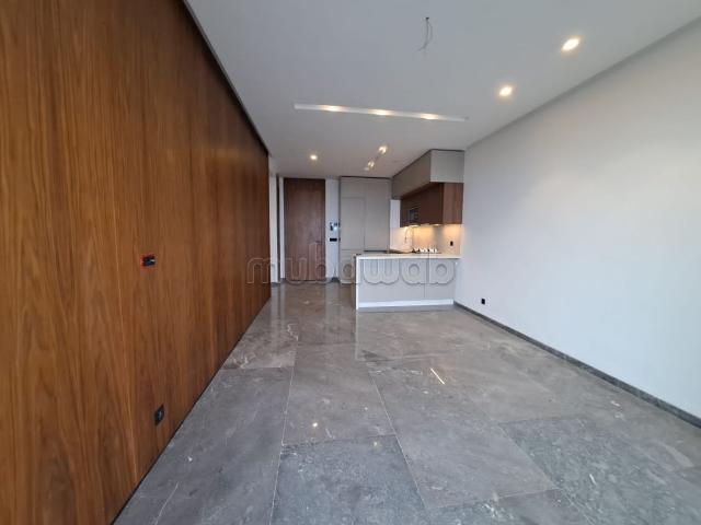 Appartement à louer à Casablanca Finance City. 1 chambre. Belle terrasse