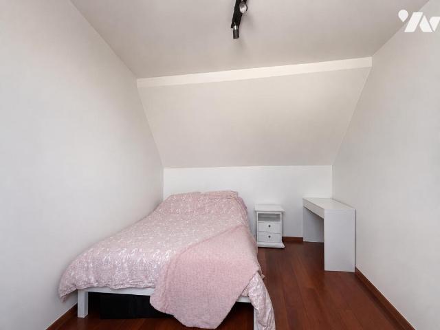Appartement à louer à Chamant, Hauts de France, €