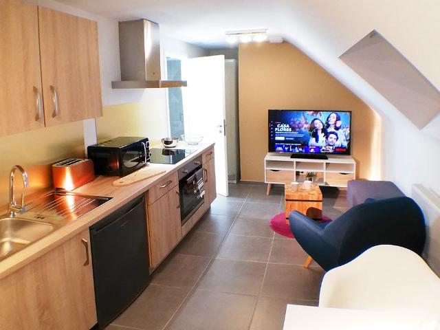 Appartement à louer à Charleroi, Rue des Écoles