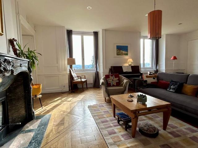 Appartement à louer à Château Gontier sur Mayenne, Pays de la Loire, €