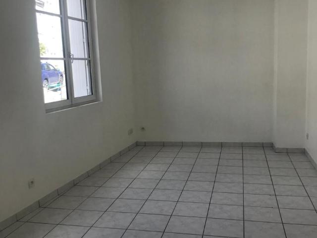 Appartement à louer à Château Renault 37110