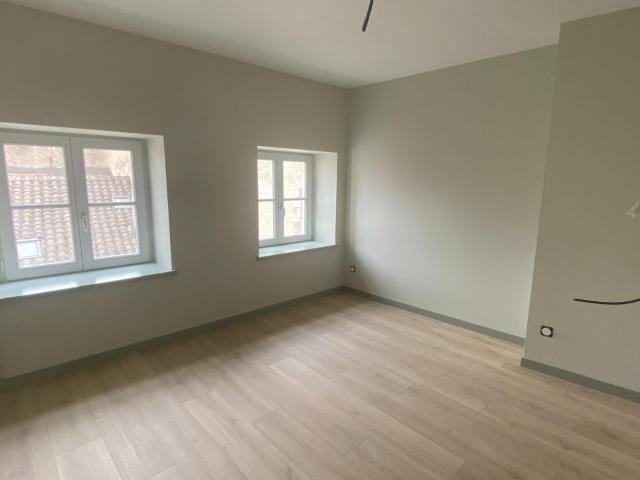Appartement à louer à Cluny 71250