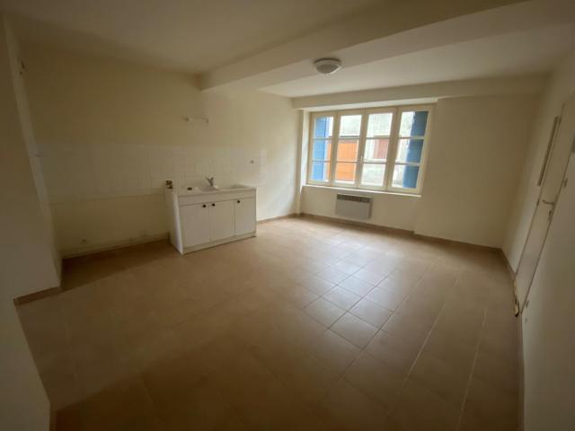 Appartement à louer à Cluny 71250