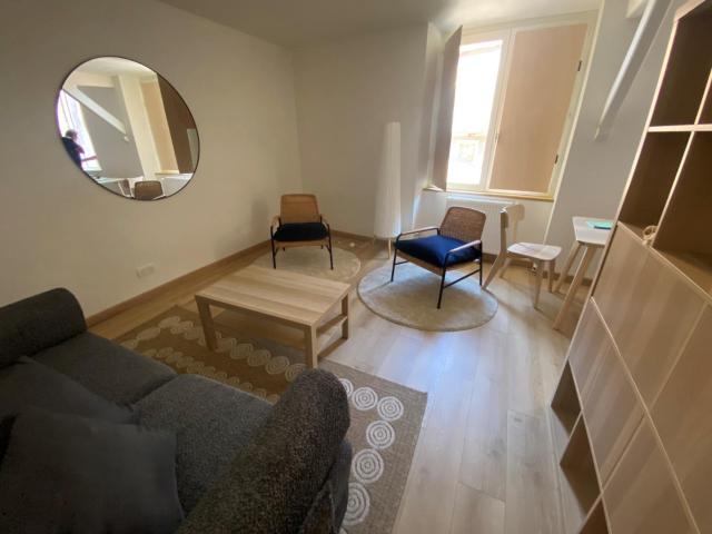 Appartement à louer à Cluny 71250