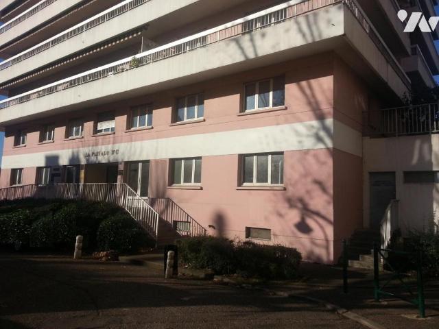 Appartement à louer à Cusset, Auvergne Rhône Alpes, €