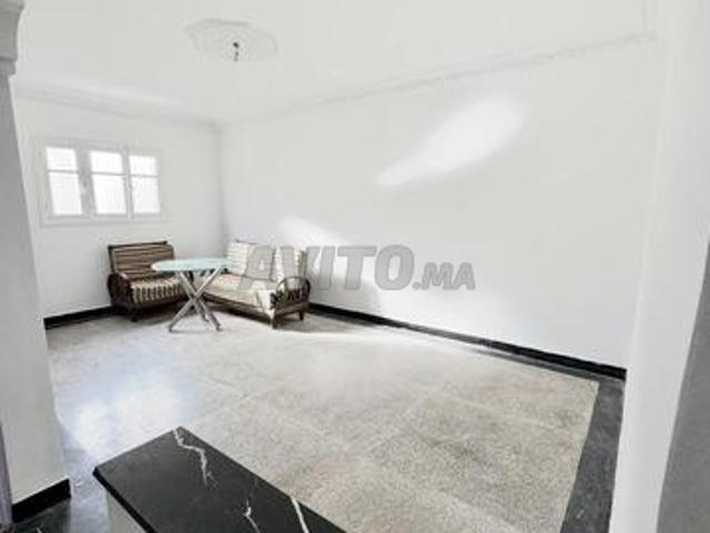 Appartement à louer à Amal 4