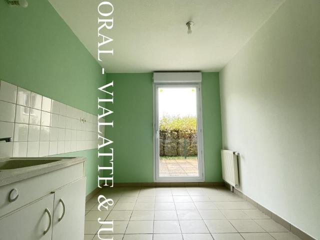 Appartement à louer à Ambérieu en Bugey, Auvergne Rhône Alpes, €