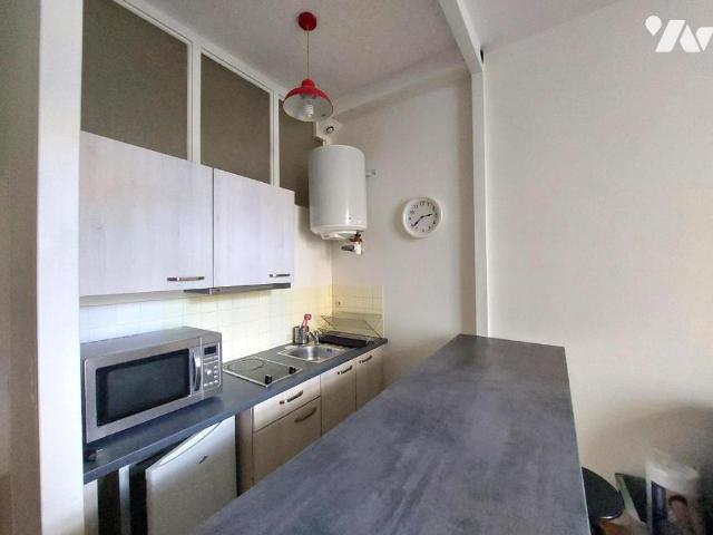 Appartement à louer à Angers, Pays de la Loire, €