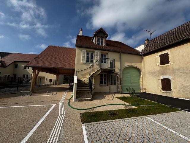 Appartement à louer à Archelange 39290
