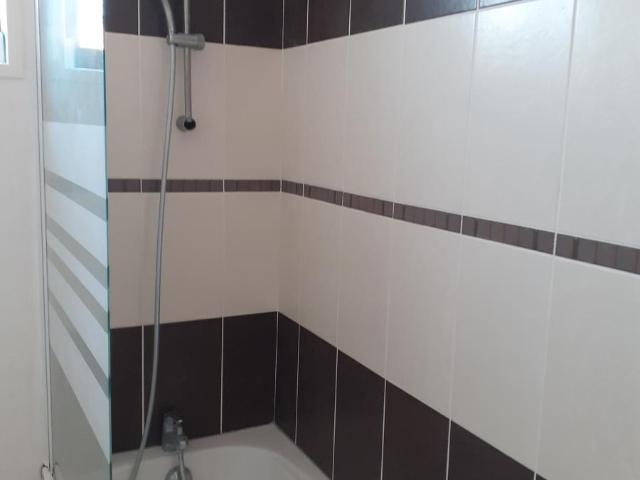 Appartement à louer à Ardres, Hauts de France, €
