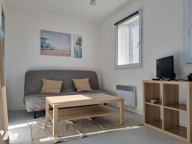 Appartement à louer à Arras, Hauts de France, €