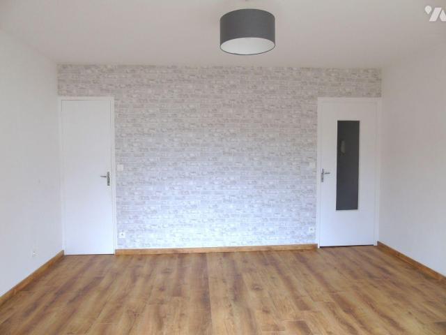 Appartement à louer à Avallon, Bourgogne Franche Comté, 360€