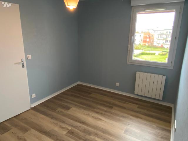 Appartement à louer à Bois Guillaume, Normandie, €