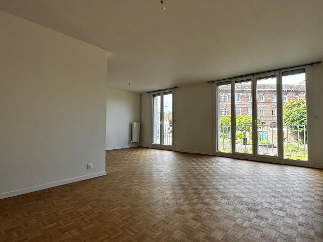 Appartement à louer à Béthune, Hauts de France, €