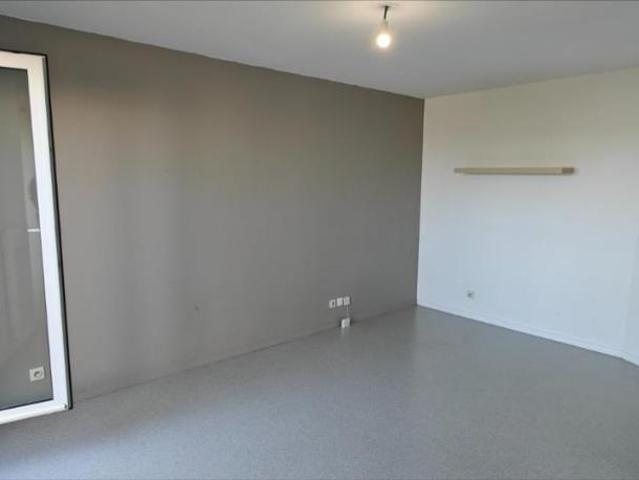 Appartement à louer à Besançon, Bourgogne Franche Comté, €