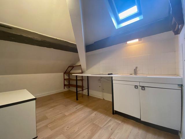 APPARTEMENT à louer à BESANCON 1 pièce T1