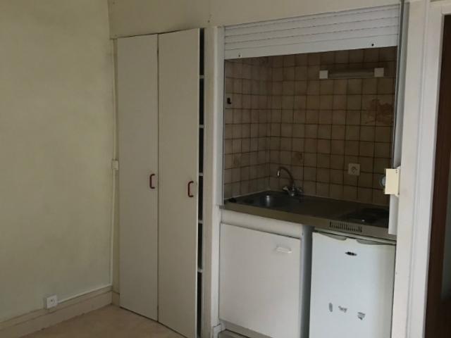 APPARTEMENT à louer à BESANCON 1 pièce REF 299915 Studio