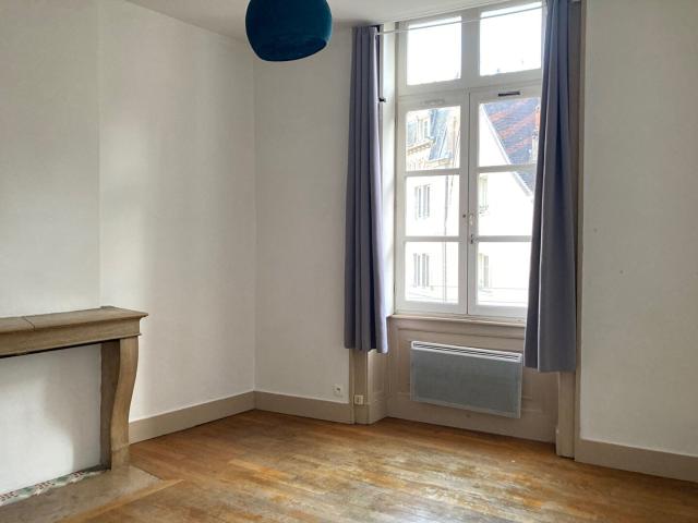 APPARTEMENT à louer à BESANCON 1 pièce REF 419412 STUDIO