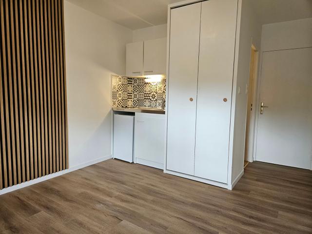 APPARTEMENT à louer à BESANCON 1 pièce REF 8063