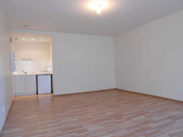 APPARTEMENT à louer à BESANCON CENTRE VILLE 1 pièce REF 2447