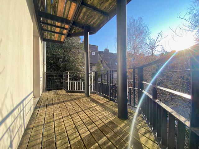 APPARTEMENT à louer à BESANCON CENTRE VILLE 2 pièces REF: 2046 T2 BIS lumineux avec Parking réservé dans la cour