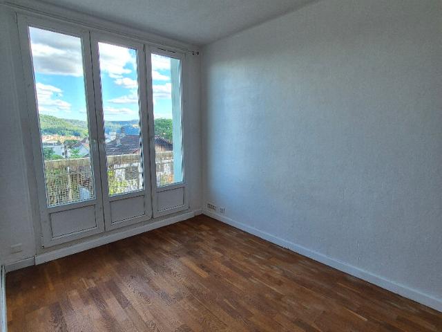 APPARTEMENT à louer à BESANCON QUARTIER CHASNOT/BAS ST CLAUDE 1 pièce Réf: 5459