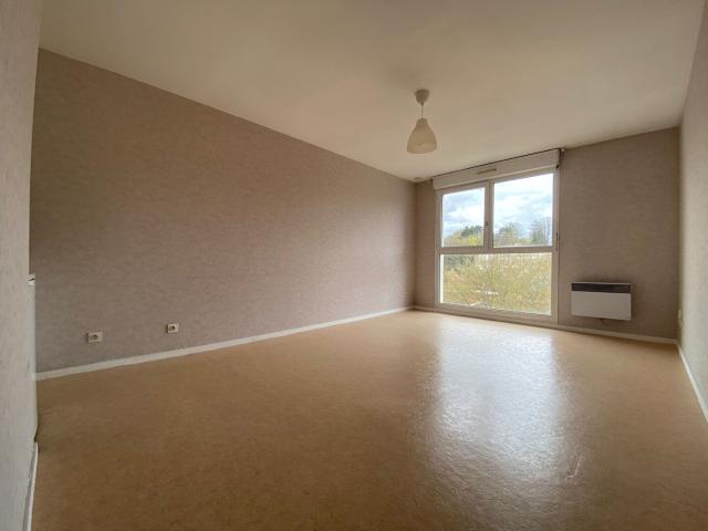 APPARTEMENT à louer à BESANCON QUARTIER BOULOIE 1 pièce REF 01188