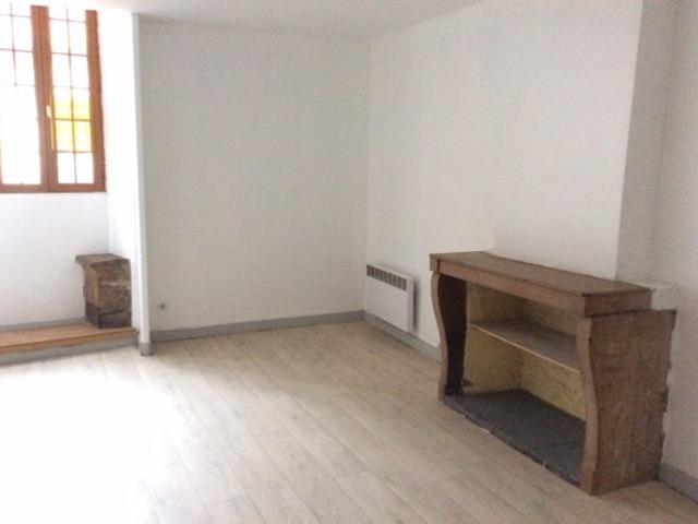 APPARTEMENT à louer à BESANCON QUARTIER BATTANT 2 pièces REF 06173