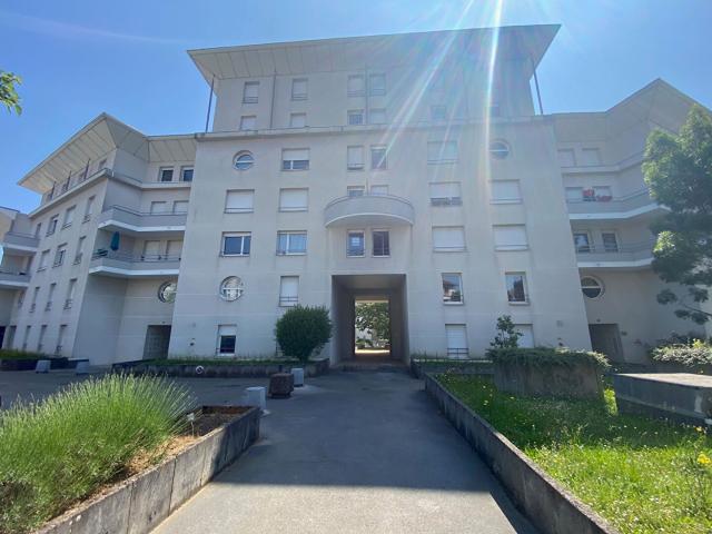 APPARTEMENT à louer à BESANCON QUARTIER MONTRAPON/MONTBOUCONS 1 pièce REF 1600