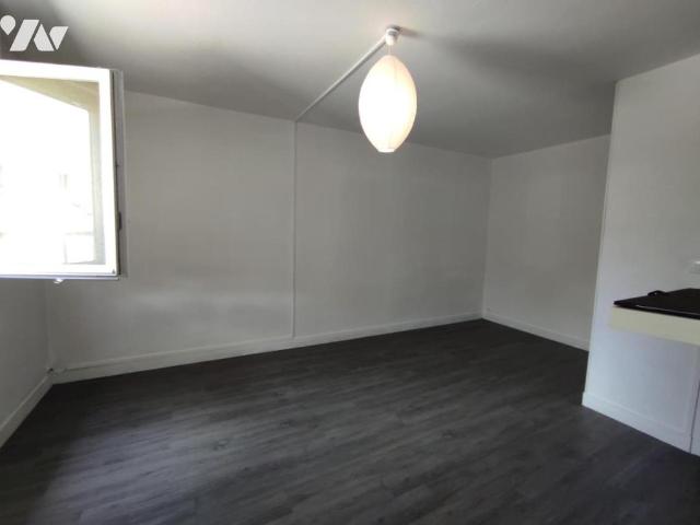Appartement à louer à Bihorel, Normandie, €