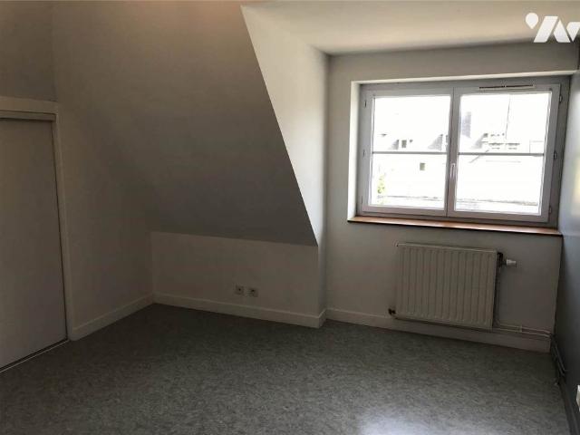 Appartement à louer à Bruz, Bretagne, €