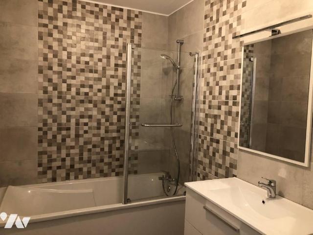 Appartement à louer à Brevans, Bourgogne Franche Comté, €