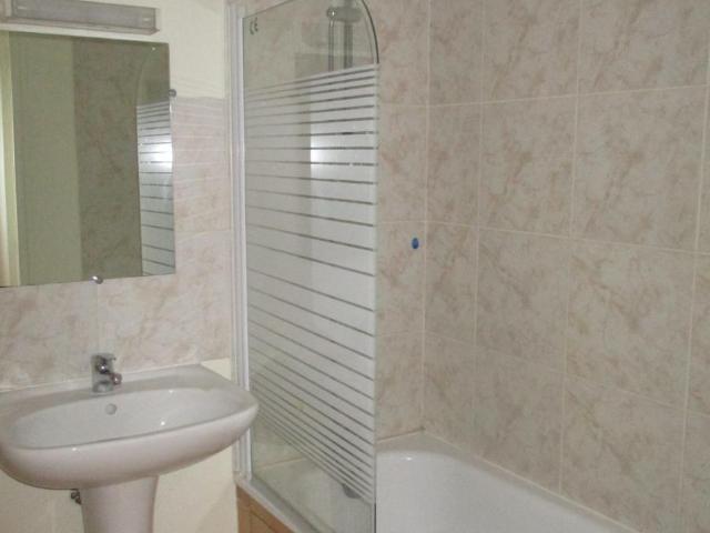 Appartement à louer à Brionne, Normandie, €