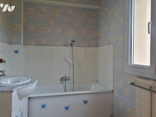 Appartement à louer à Goderville, Normandie, €