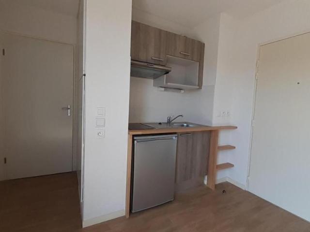 Appartement à louer à Gonfreville l'Orcher, Normandie, €