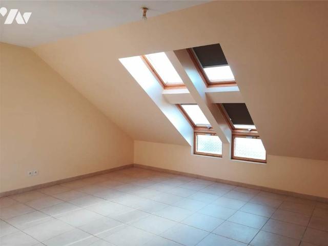 Appartement à louer à Gasny, Normandie, €