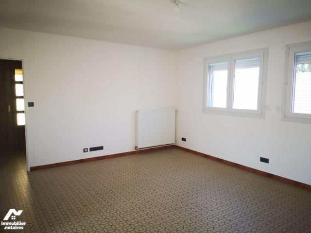 Appartement à louer à Grande Synthe, Hauts de France, €