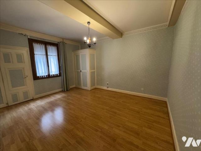 Appartement à louer à Dole, Bourgogne Franche Comté, 800€